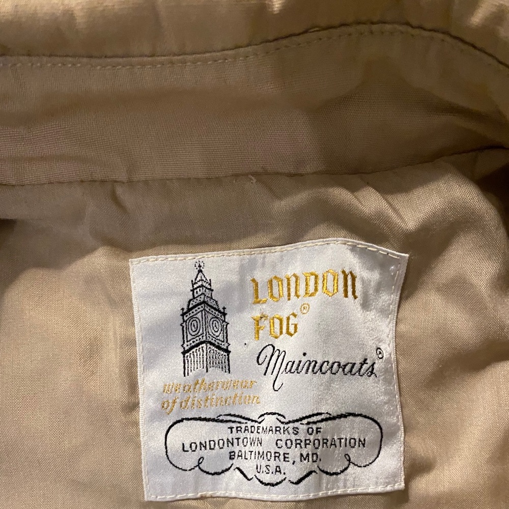 Vintage London Fog Trench Coat - Picture 4 of 6